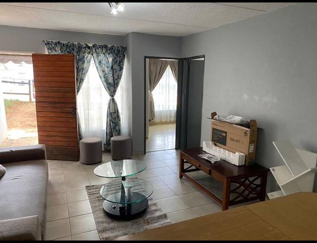3 BEDROOM APARTMENT FOR SALE IN WESTDENE